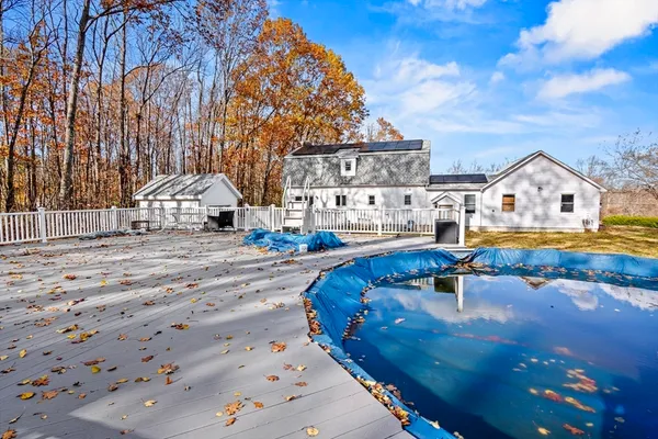 $435,000 | 277 West Street, Barre, MA 01005