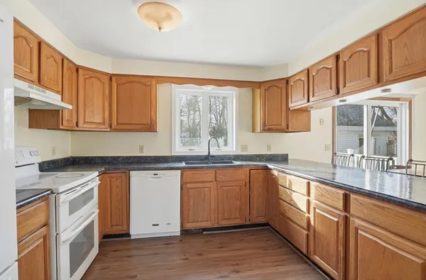 $435,000 | 277 West Street, Barre, MA 01005