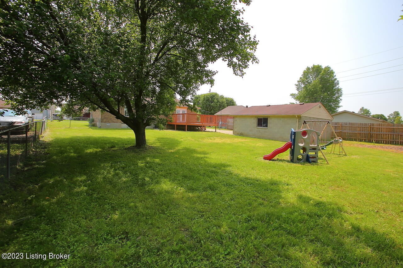 159 Howlett Drive Shepherdsville, KY 40165 - Photo 31 of 35 Backyard