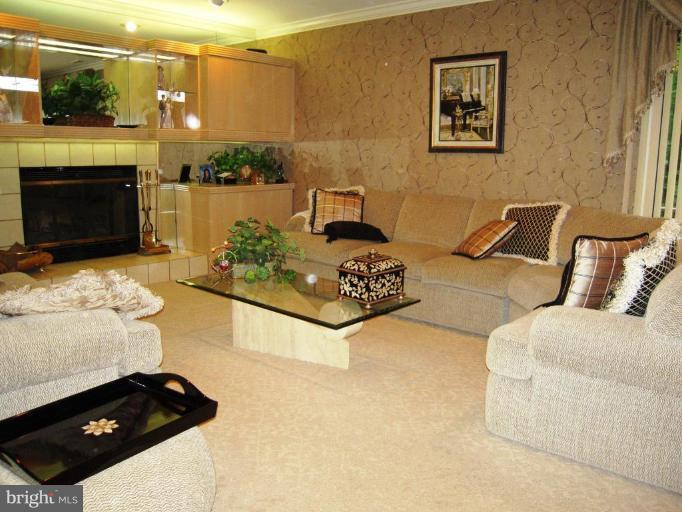 2006 Burdock Road Baltimore, MD 21209 - Photo 16 of 22 Family Room #2