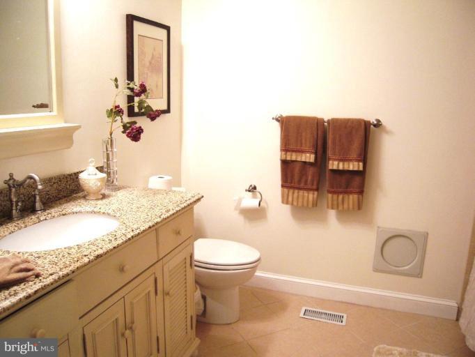 2006 Burdock Road Baltimore, MD 21209 - Photo 3 of 22 Master Bath