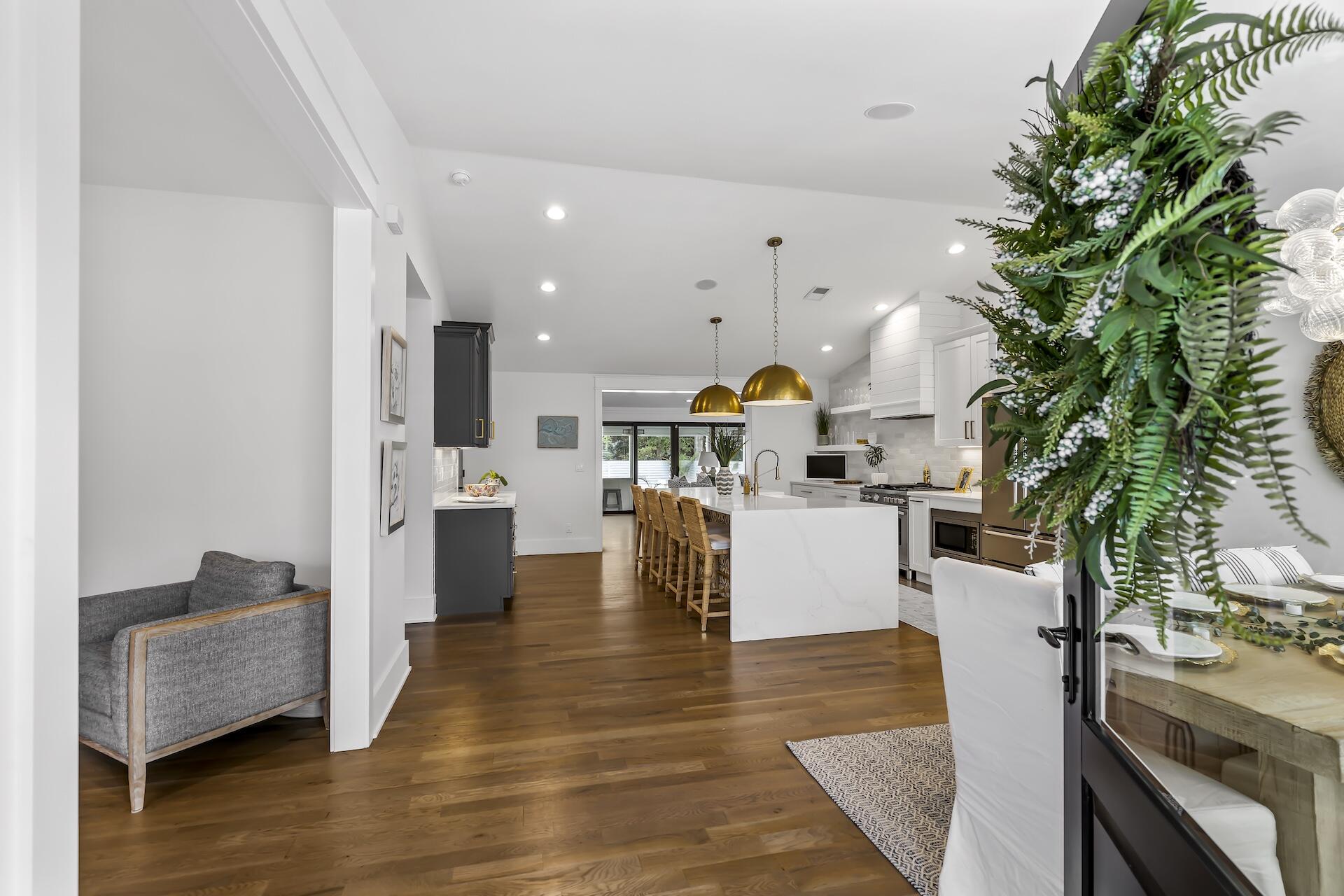 710 Simmons Street Mount Pleasant, SC 29464 - Photo 4 of 51 SDH05708