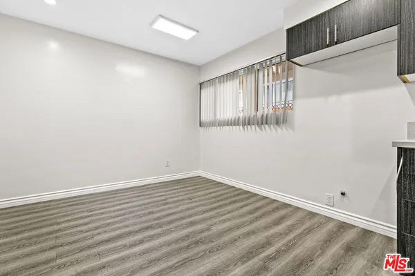 $3,000 | 330 East Dryden Street, Unit 3, Glendale, CA 91207