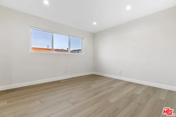 $3,000 | 330 East Dryden Street, Unit 3, Glendale, CA 91207