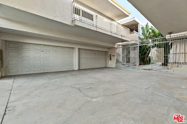 $3,000 | 330 East Dryden Street, Unit 3, Glendale, CA 91207