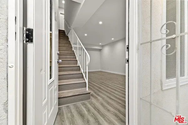 $3,000 | 330 East Dryden Street, Unit 3, Glendale, CA 91207