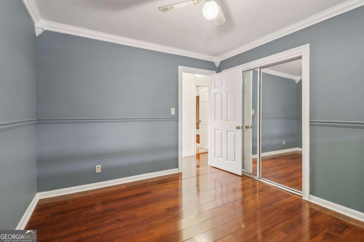 716 Carolina Roads Marietta, GA 30008 - Photo 33 of 54 a view of empty room