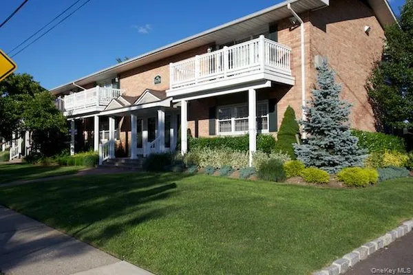 front view of house with a yard