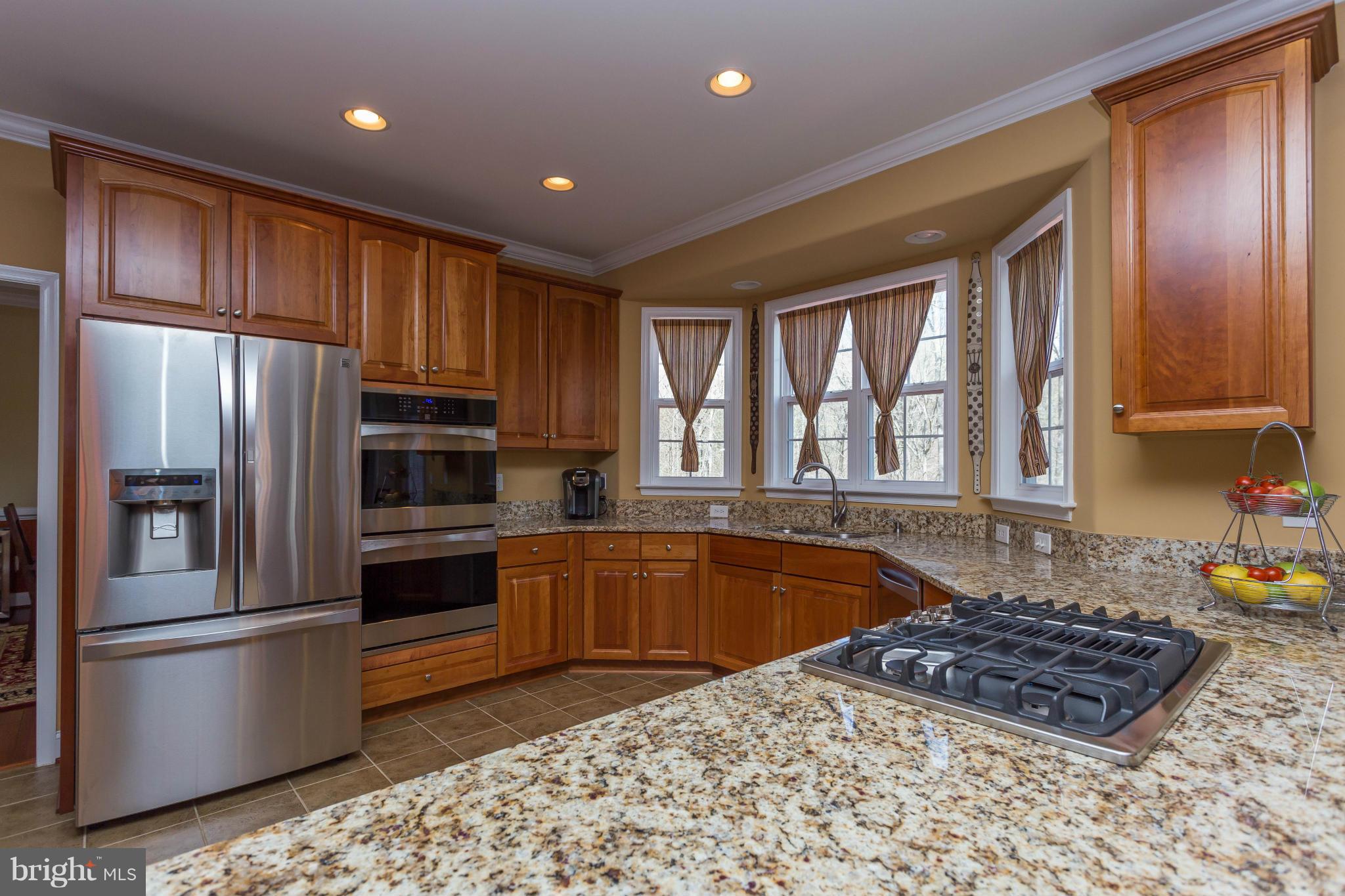 82 Millbrook Road Stafford, VA 22554 - Photo 5 of 30 Gourmet Kitchen w/Breakfast Bar/Gas Cooktop