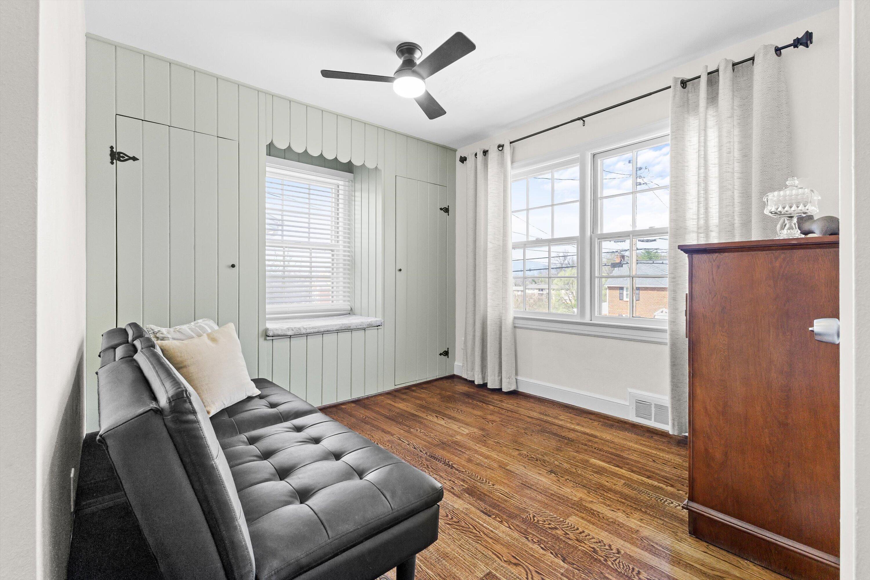 2650 Laburnum Avenue Southwest Roanoke, VA 24015 - Photo 13 of 37 18-2650 Laburnum Ave SW-18