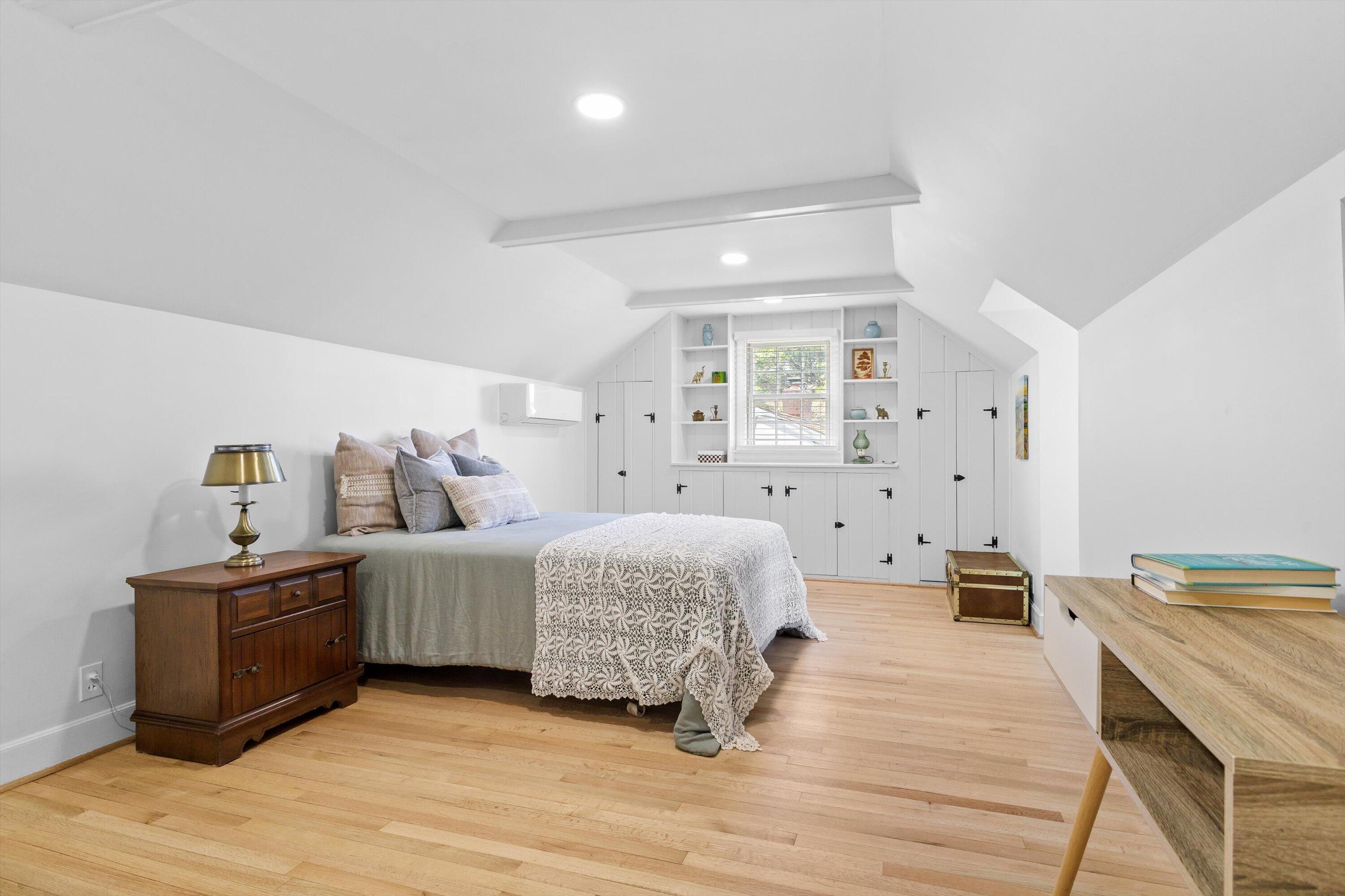 2650 Laburnum Avenue Southwest Roanoke, VA 24015 - Photo 28 of 37 a spacious bedroom with a bed and a cabinets