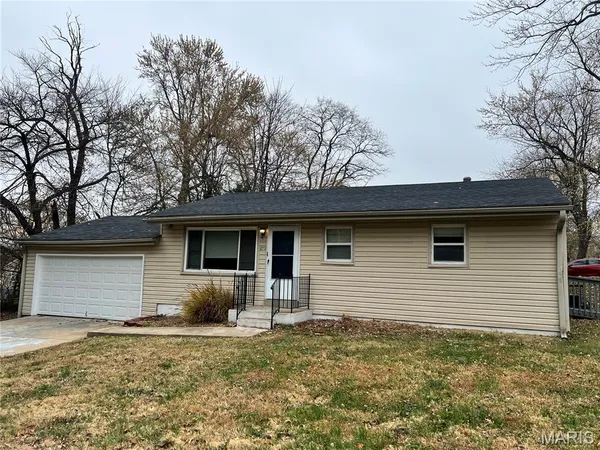 $1,595 | 273 Buddie Avenue, St. Louis, MO 63135