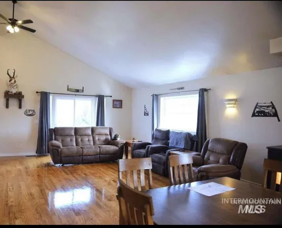 $585,000 | 1065 Loafer Lane, Weiser, ID 83672