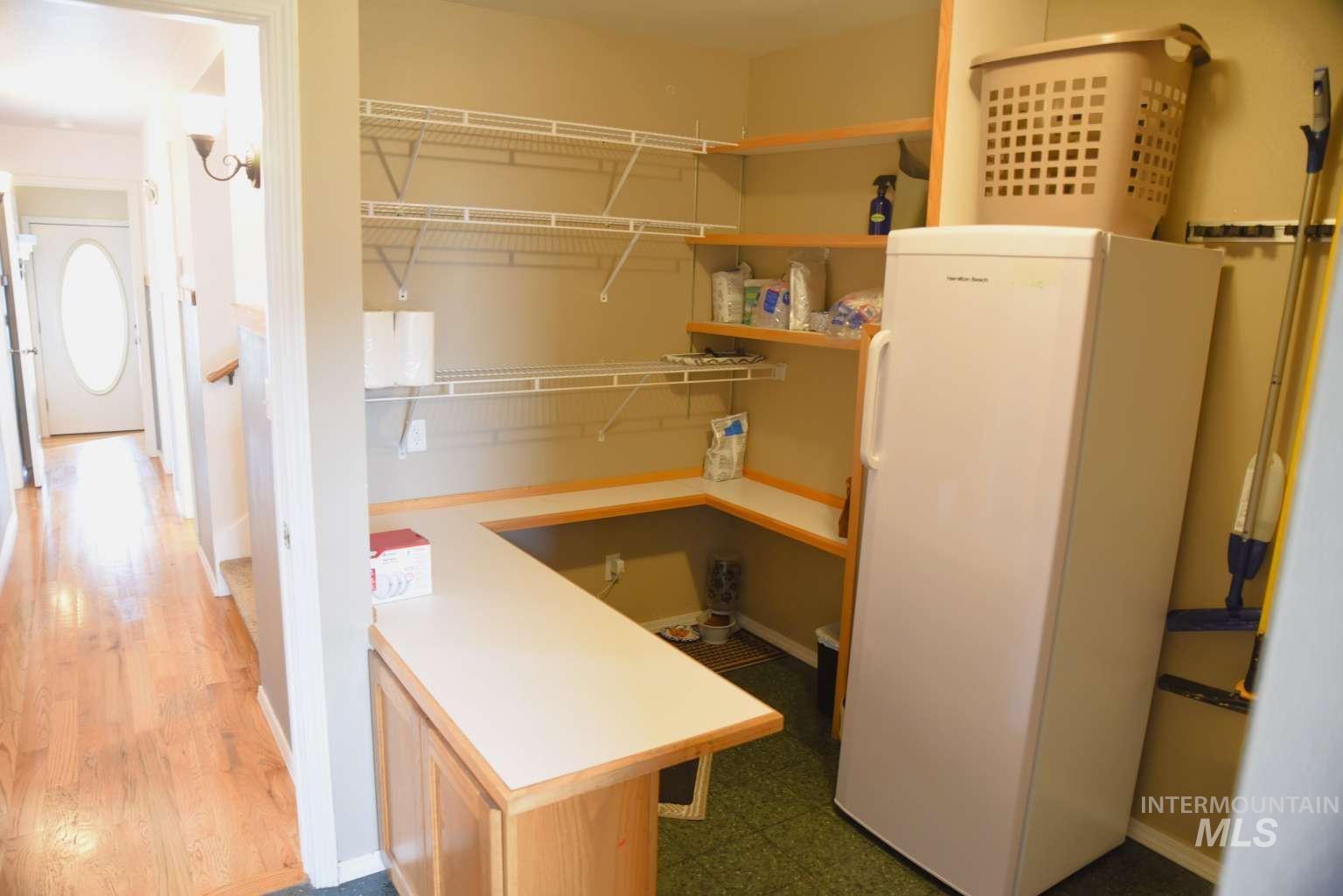 1065 Loafer Lane Weiser, ID 83672 - Photo 18 of 36 View of pantry