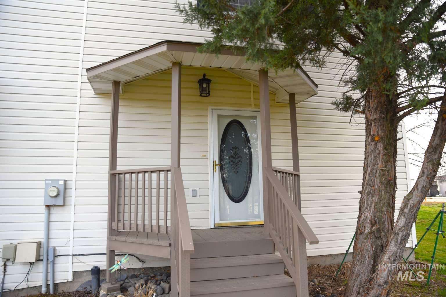 1065 Loafer Lane Weiser, ID 83672 - Photo 5 of 36 Entrance to property