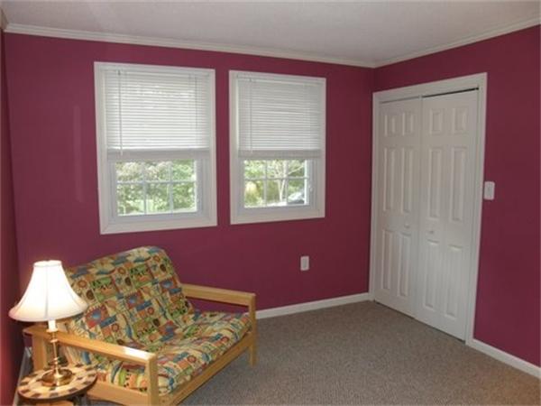 58 Indian Run Road Bellingham, MA 02019 - Photo 11 of 27