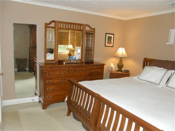 58 Indian Run Road Bellingham, MA 02019 - Photo 18 of 27