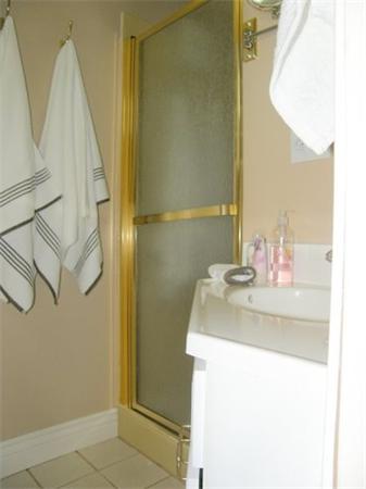 58 Indian Run Road Bellingham, MA 02019 - Photo 20 of 27