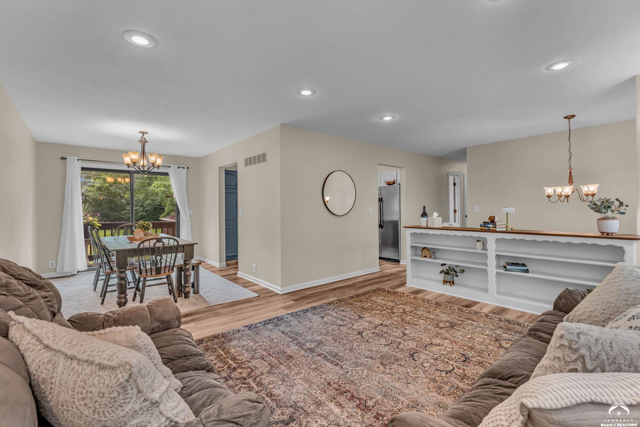 2122 Marvonne Road Lawrence, KS 66047 - Photo 8 of 45