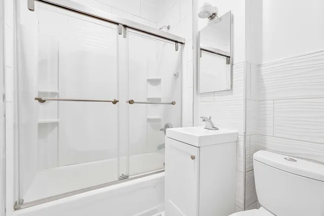 $689,000 | 34-20 83rd Street, Unit 4F | Jackson Heights