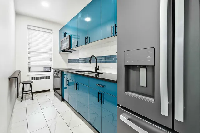 $689,000 | 34-20 83rd Street, Unit 4F | Jackson Heights