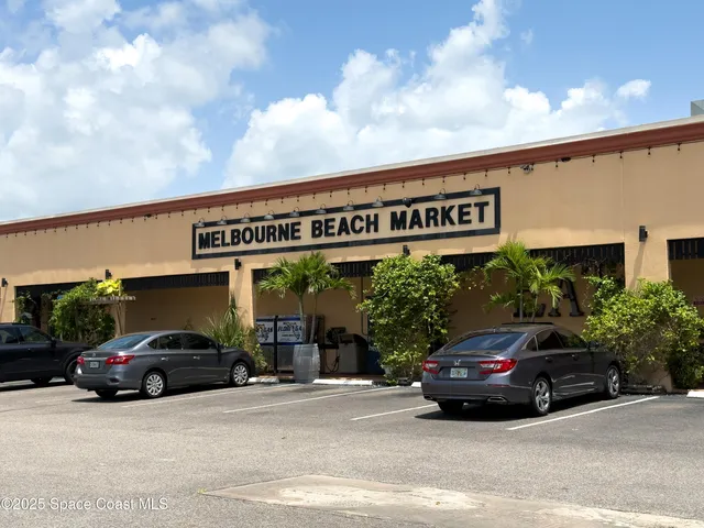 $200,000 | 1700 Atlantic Street, Unit 9, Melbourne Beach, FL 32951