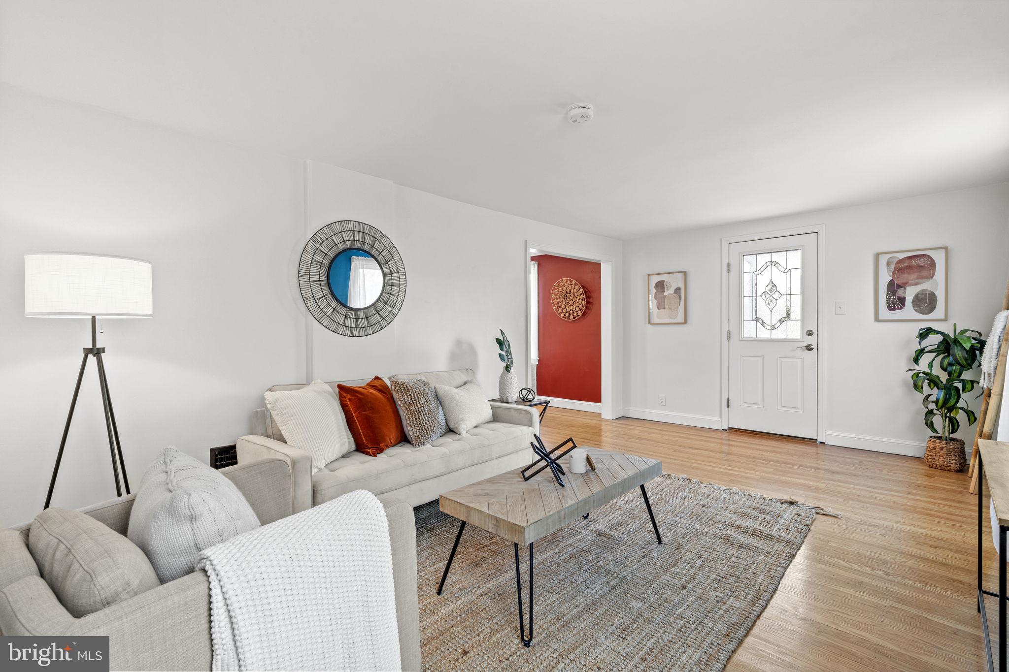 304 Ryanard Road Wallingford, PA 19086 - Photo 4 of 33