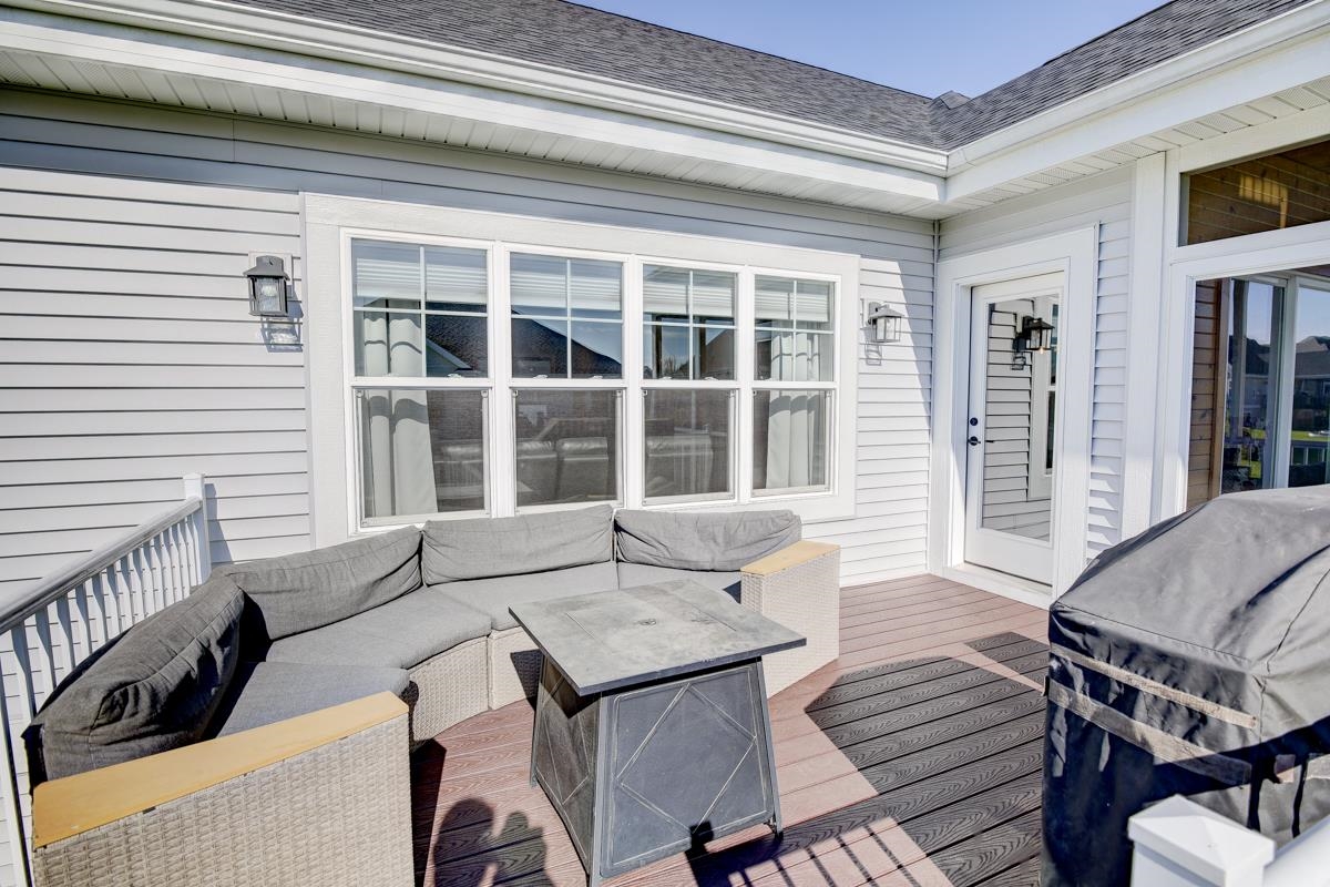 802 Ronald Overlook Waunakee, WI 53597 - Photo 35 of 47