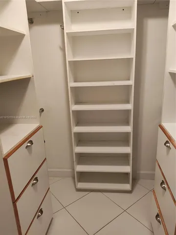 $2,350 | 9735 Northwest 52nd Street, Unit 411, Doral, FL 33178