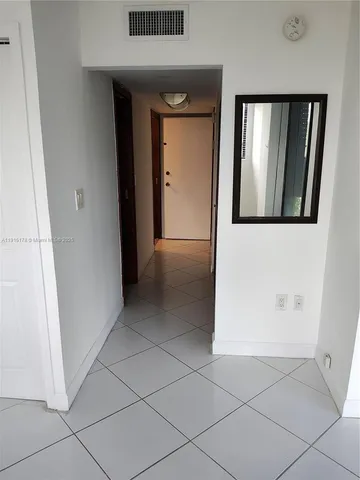 $2,350 | 9735 Northwest 52nd Street, Unit 411, Doral, FL 33178