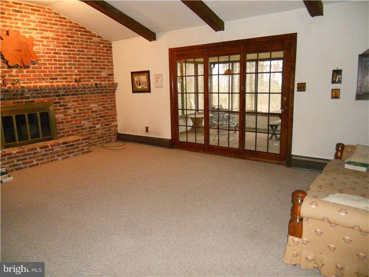 2272 Hedgewood Road Hatfield, PA 19440 - Photo 6 of 11 Gallery Image 6