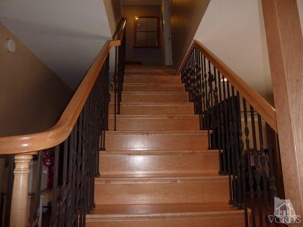 2430 Invar Court Simi Valley, CA 93065 - Photo 14 of 26 a view of entryway and gallery
