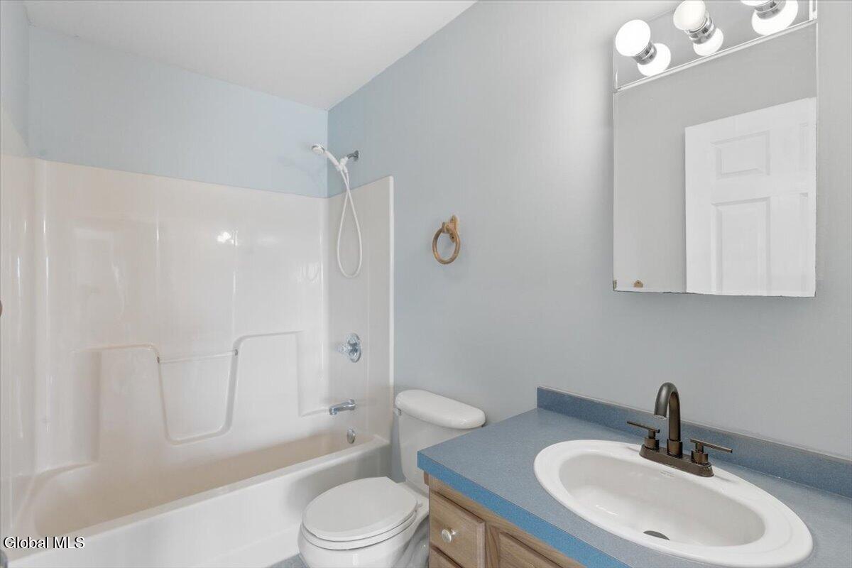 124 Mineral Springs Road Melrose, NY 12121 - Photo 26 of 44 34-022_MW2_5784