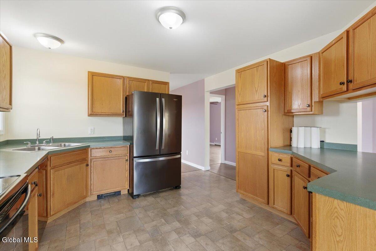 124 Mineral Springs Road Melrose, NY 12121 - Photo 10 of 44 21-009_MW2_5804