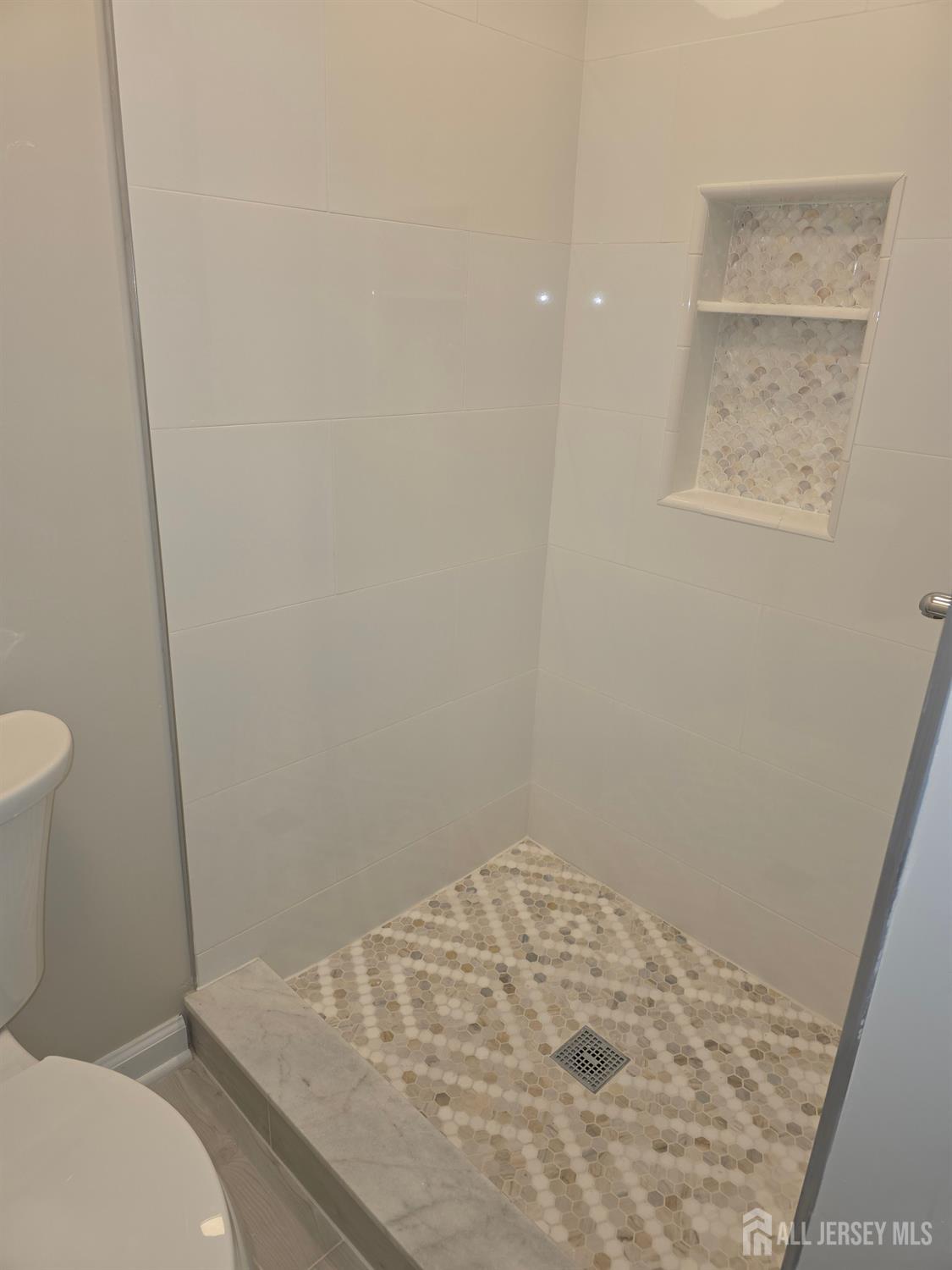 21 Market Street Edison, NJ 08817 - Photo 43 of 45