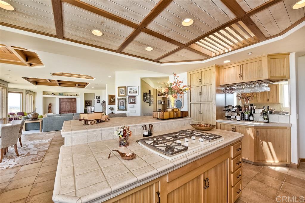 10 Rollingview Lane Fallbrook, CA 92028 - Photo 11 of 25 Gallery Image 11