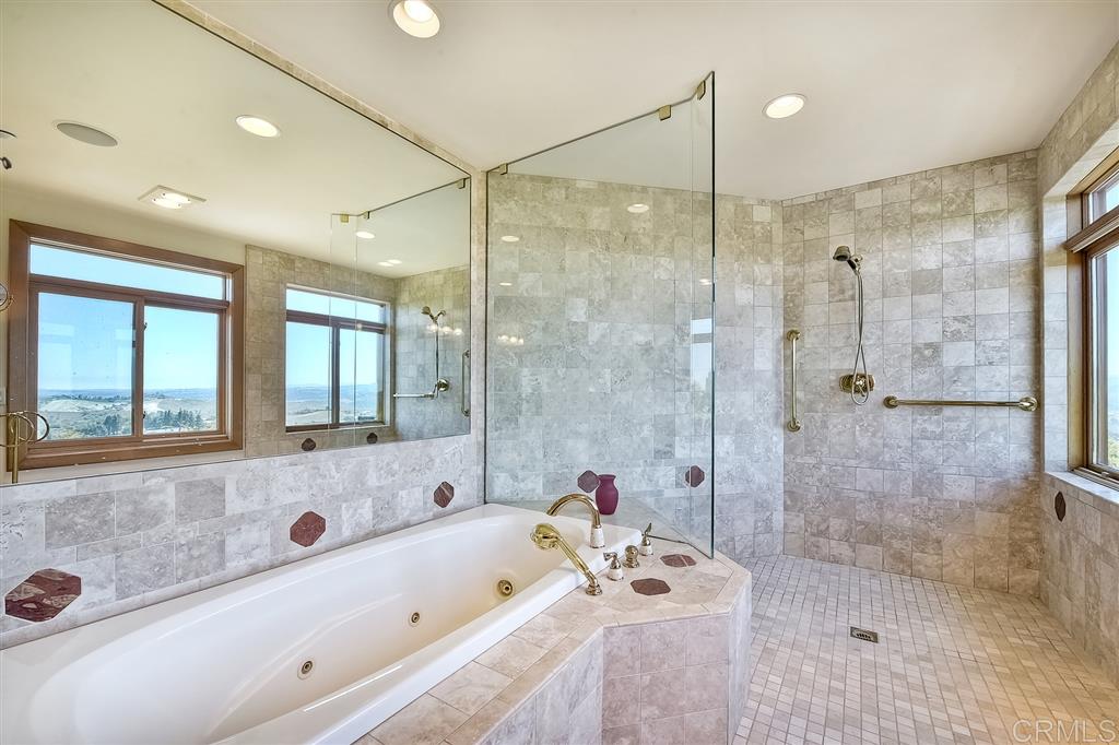 10 Rollingview Lane Fallbrook, CA 92028 - Photo 15 of 25 Gallery Image 15
