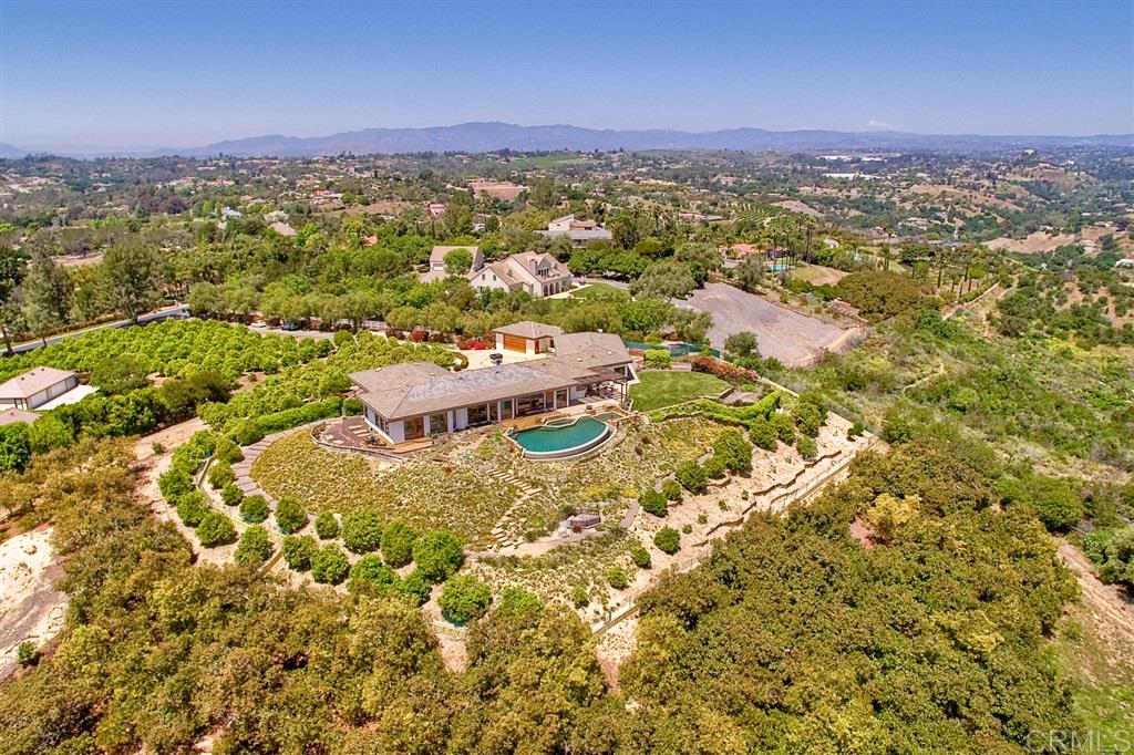 10 Rollingview Lane Fallbrook, CA 92028 - Photo 24 of 25 Gallery Image 24