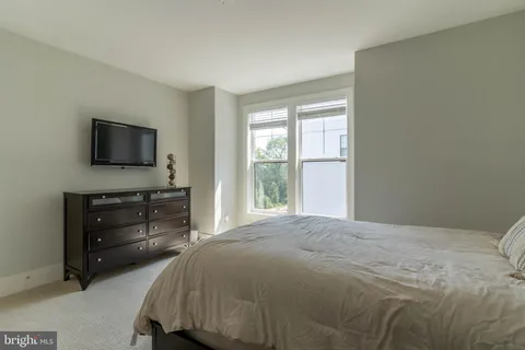 $1,299,900 | 14669 Battery Ridge Lane, Centreville, VA 20120
