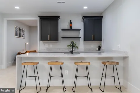 $1,299,900 | 14669 Battery Ridge Lane, Centreville, VA 20120