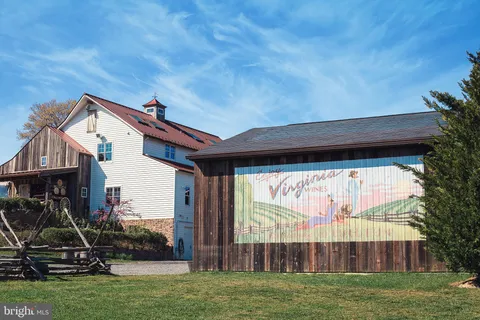 $1,299,900 | 14669 Battery Ridge Lane, Centreville, VA 20120