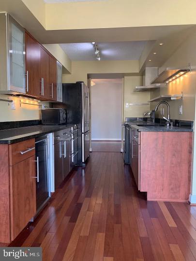 4500 South Four Mile Run Drive, Unit 426 Arlington, VA 22204 - Photo 5 of 20