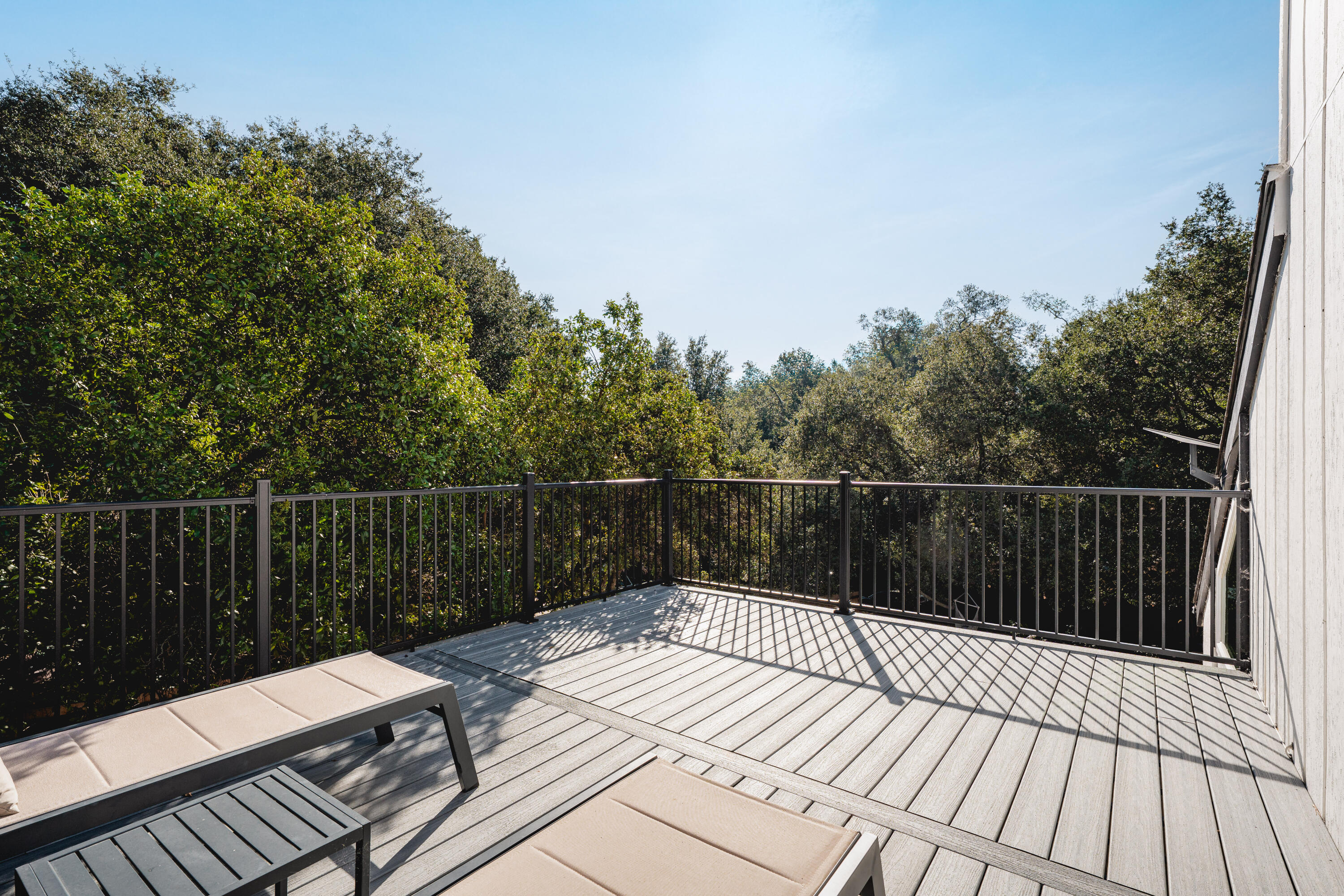4856 Glenn Road Santa Barbara, CA 93105 - Photo 16 of 25 Bedroom Deck