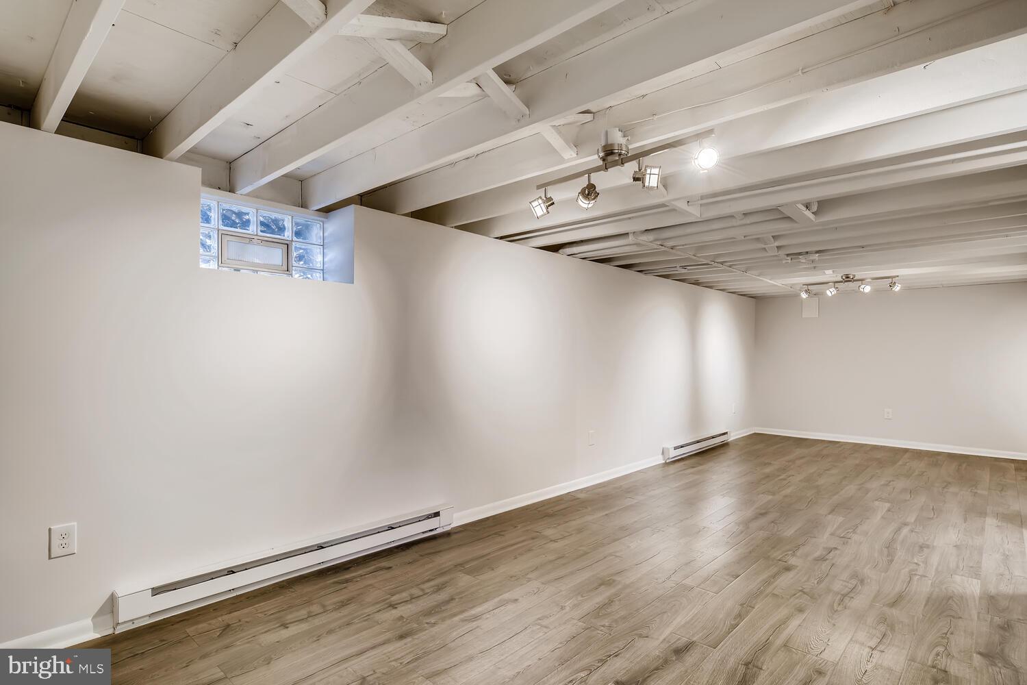 5403 Old Frederick Road Baltimore, MD 21229 - Photo 20 of 27 Large family room/rec room