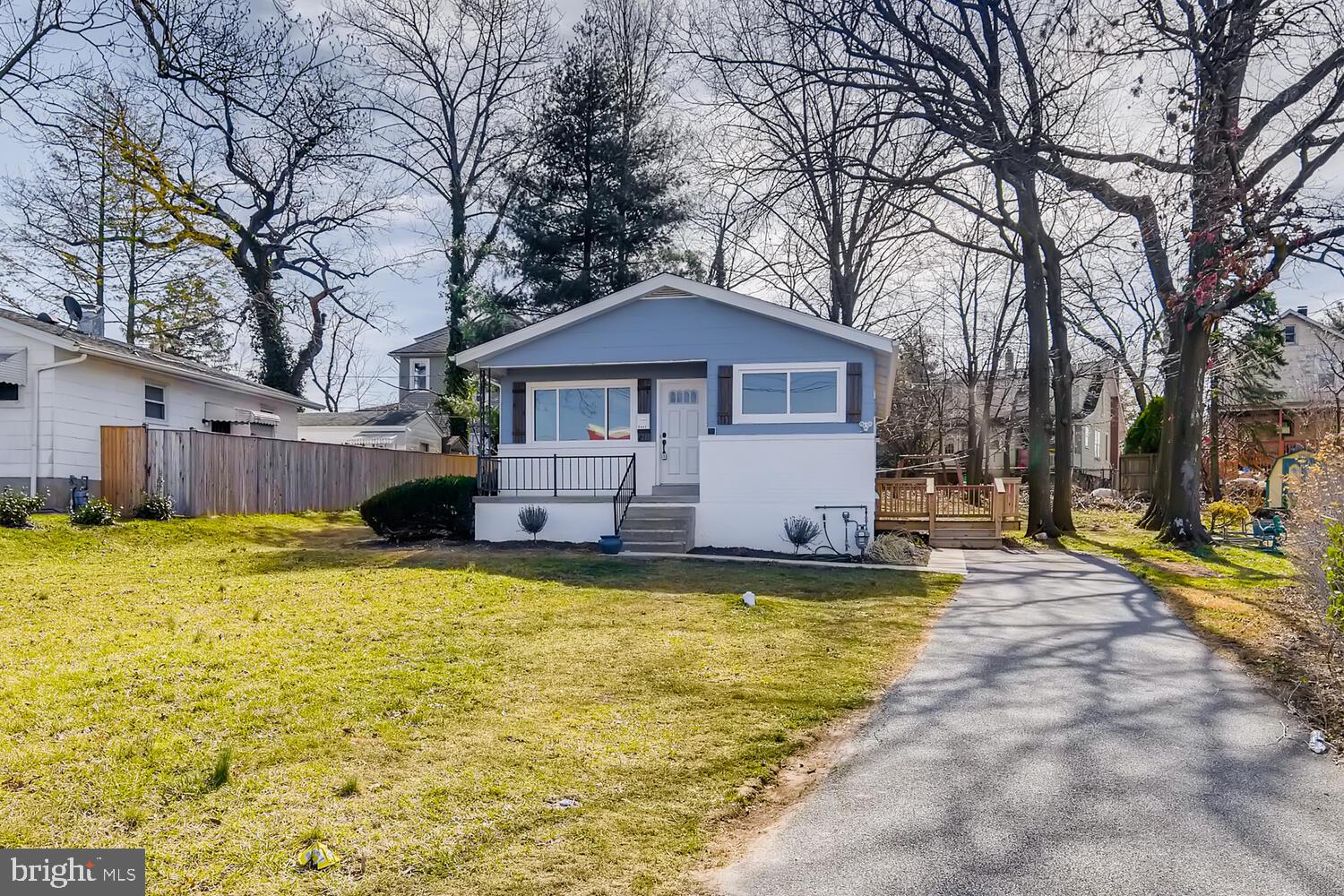 5403 Old Frederick Road Baltimore, MD 21229 - Photo 27 of 27 Long driveway for lots of parking