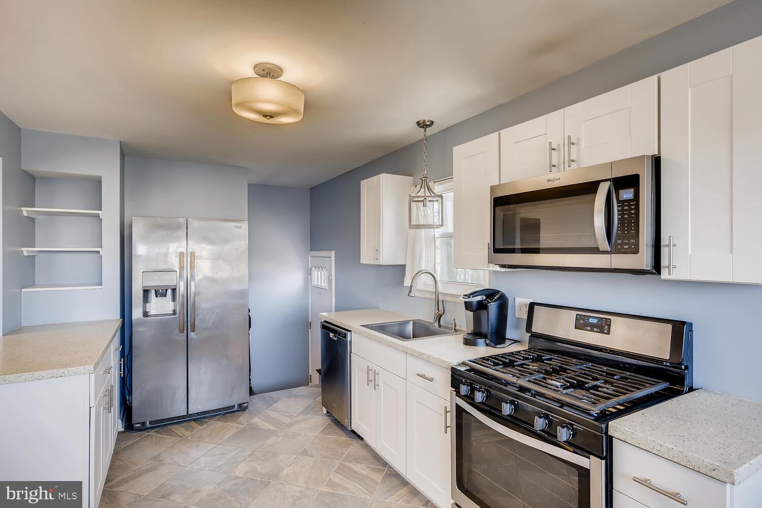 5403 Old Frederick Road Baltimore, MD 21229 - Photo 5 of 27 Upgraded kitchen
