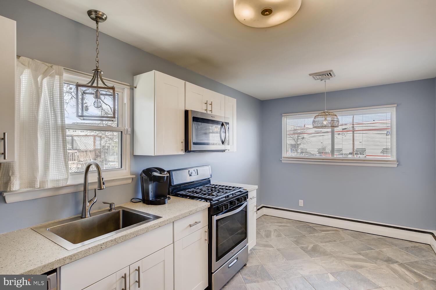 5403 Old Frederick Road Baltimore, MD 21229 - Photo 7 of 27 Stainless Steel Appliances