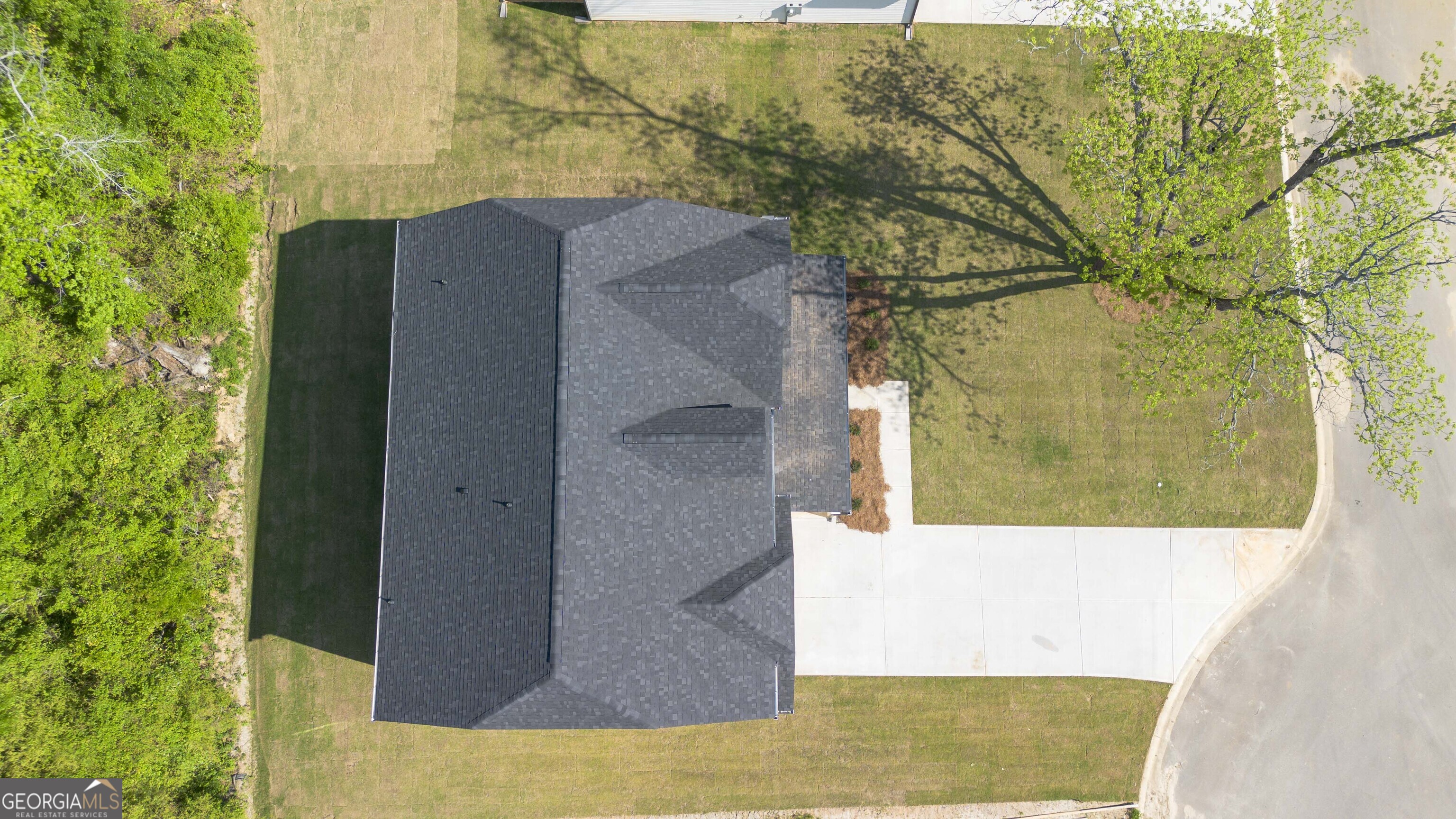 124 Bluecoat Trail Byron, GA 31008 - Photo 11 of 86