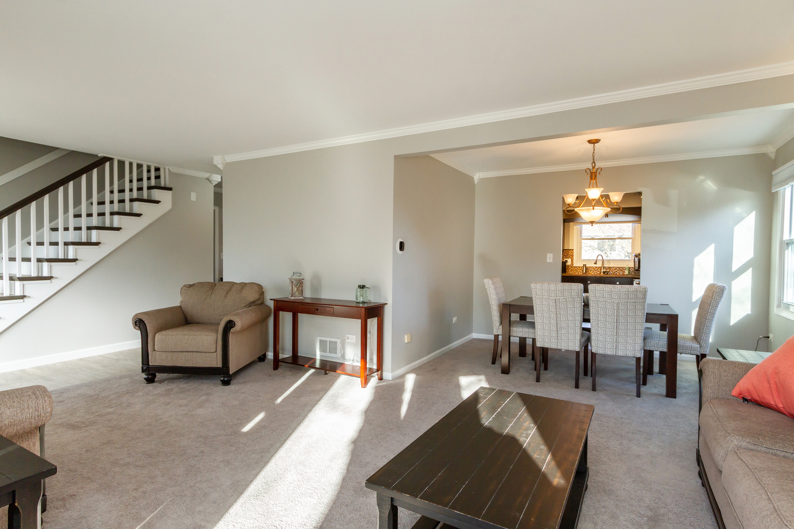 663 Matthew Lane Carol Stream, IL 60188 - Photo 9 of 31