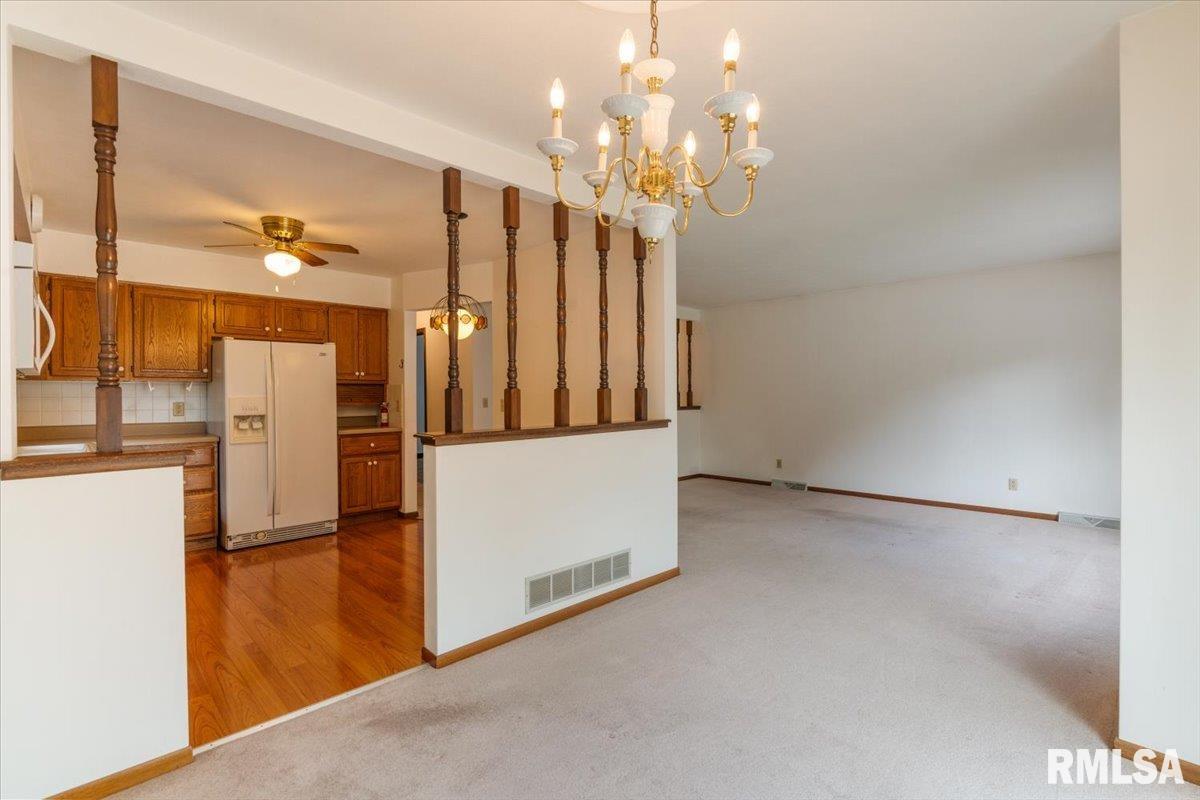 17223 Cedar Road East Moline, IL 61244 - Photo 15 of 30 Gallery Image 15